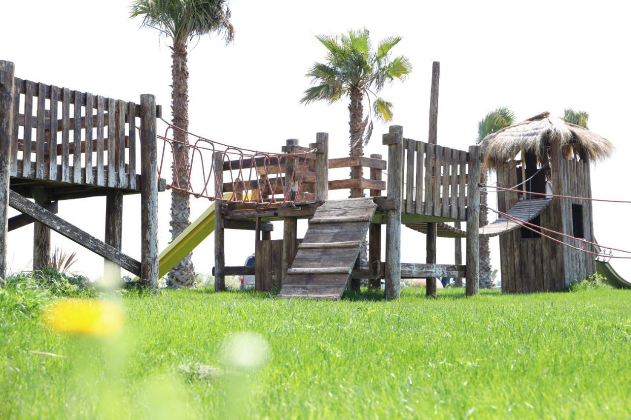 La Finestra Del Delta Pension L'Ampolla Buitenkant foto